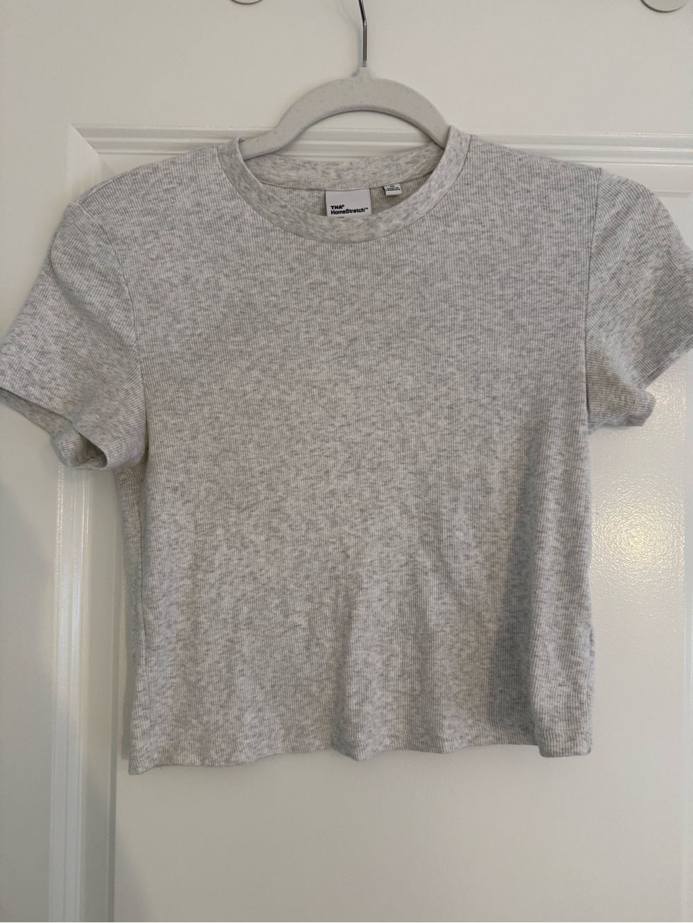 Aritzia TNA Homestretch Light Heather Gray Ribbed Short Sleeve Tee